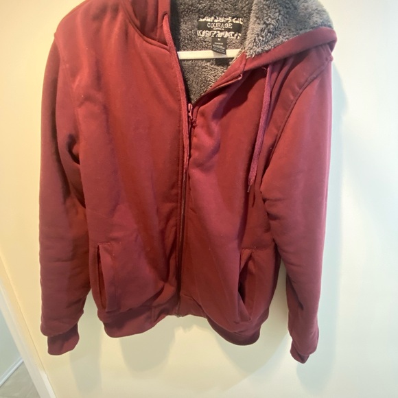 Warm sweater - Picture 1 of 4